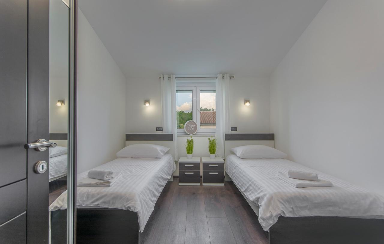Silver Holiday House Vrvari Εξωτερικό φωτογραφία