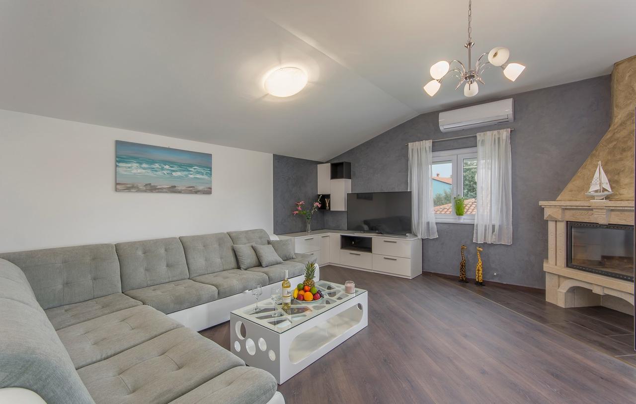 Silver Holiday House Vrvari Εξωτερικό φωτογραφία