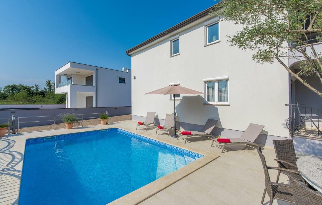 Silver Holiday House Vrvari Εξωτερικό φωτογραφία